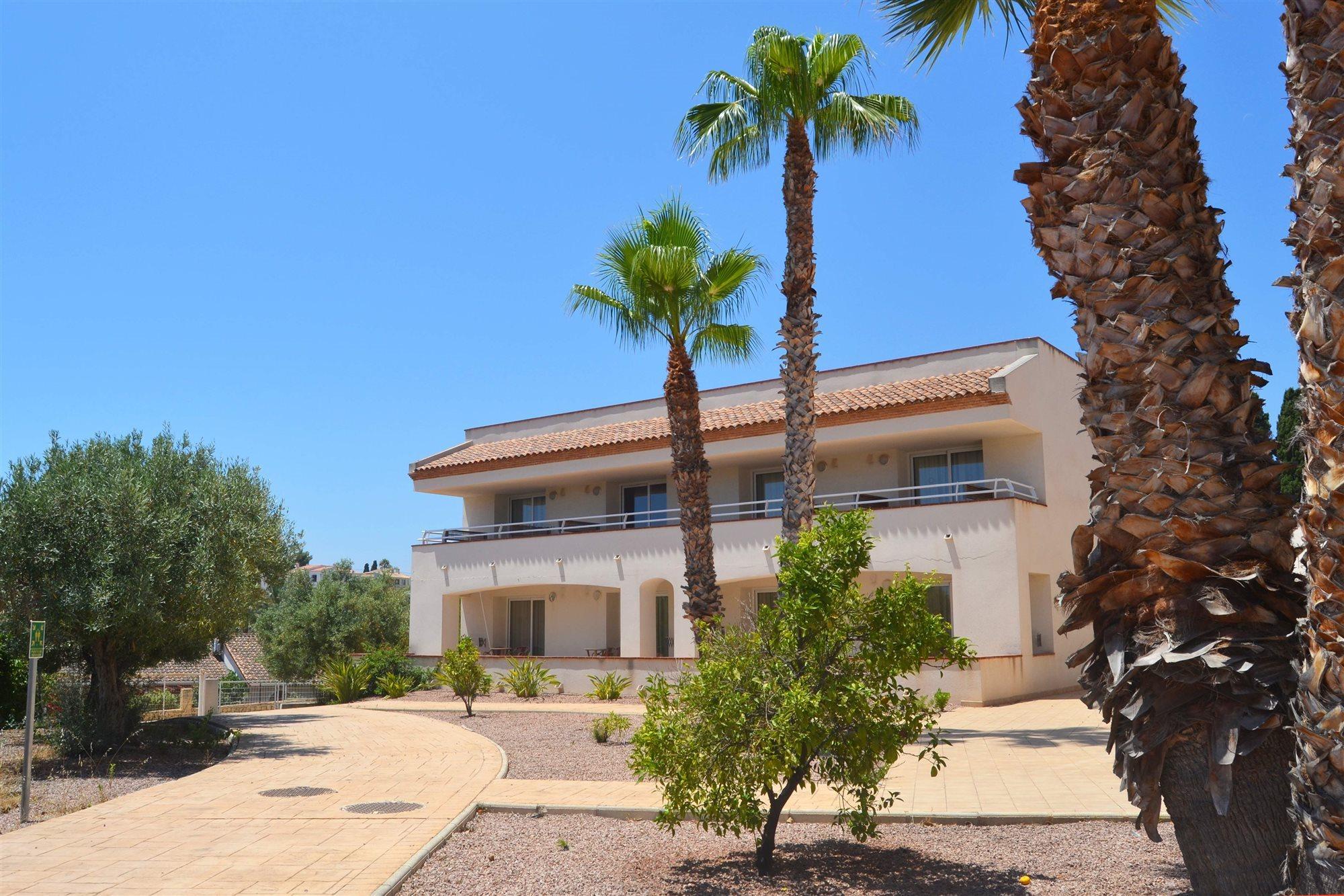 L'Alfas Oasis Hotel ลาลฟาส เดล ปี ภายนอก รูปภาพ